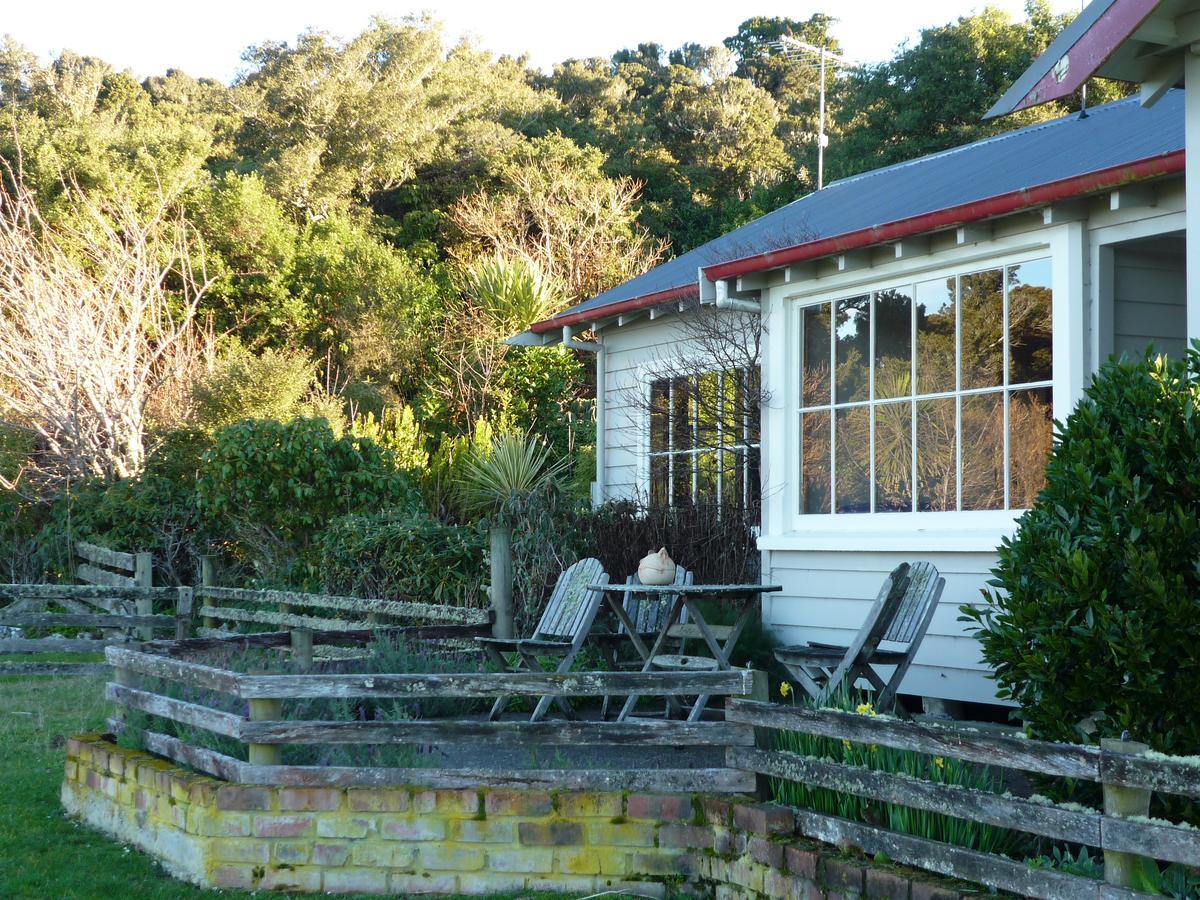 Hilltop Accommodation Catlins Papatowai エクステリア 写真